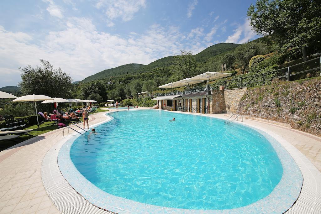 Appartamenti Borgo Gardone Riviera Extérieur photo